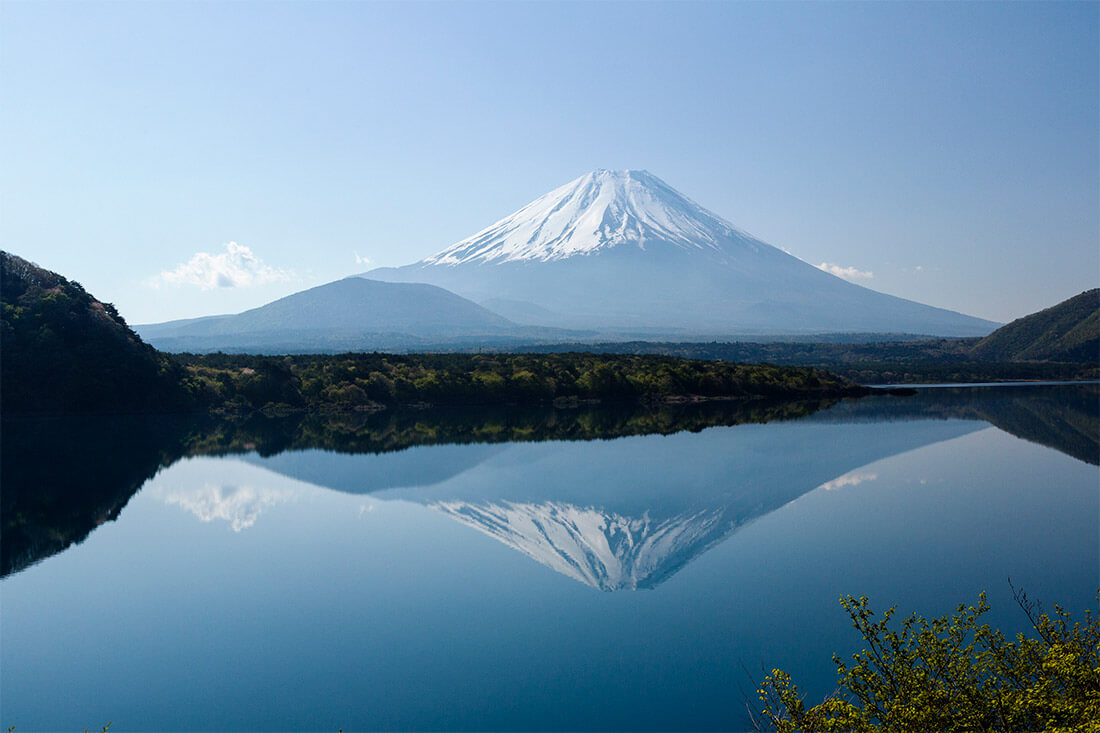 千円札の富士(本栖湖)